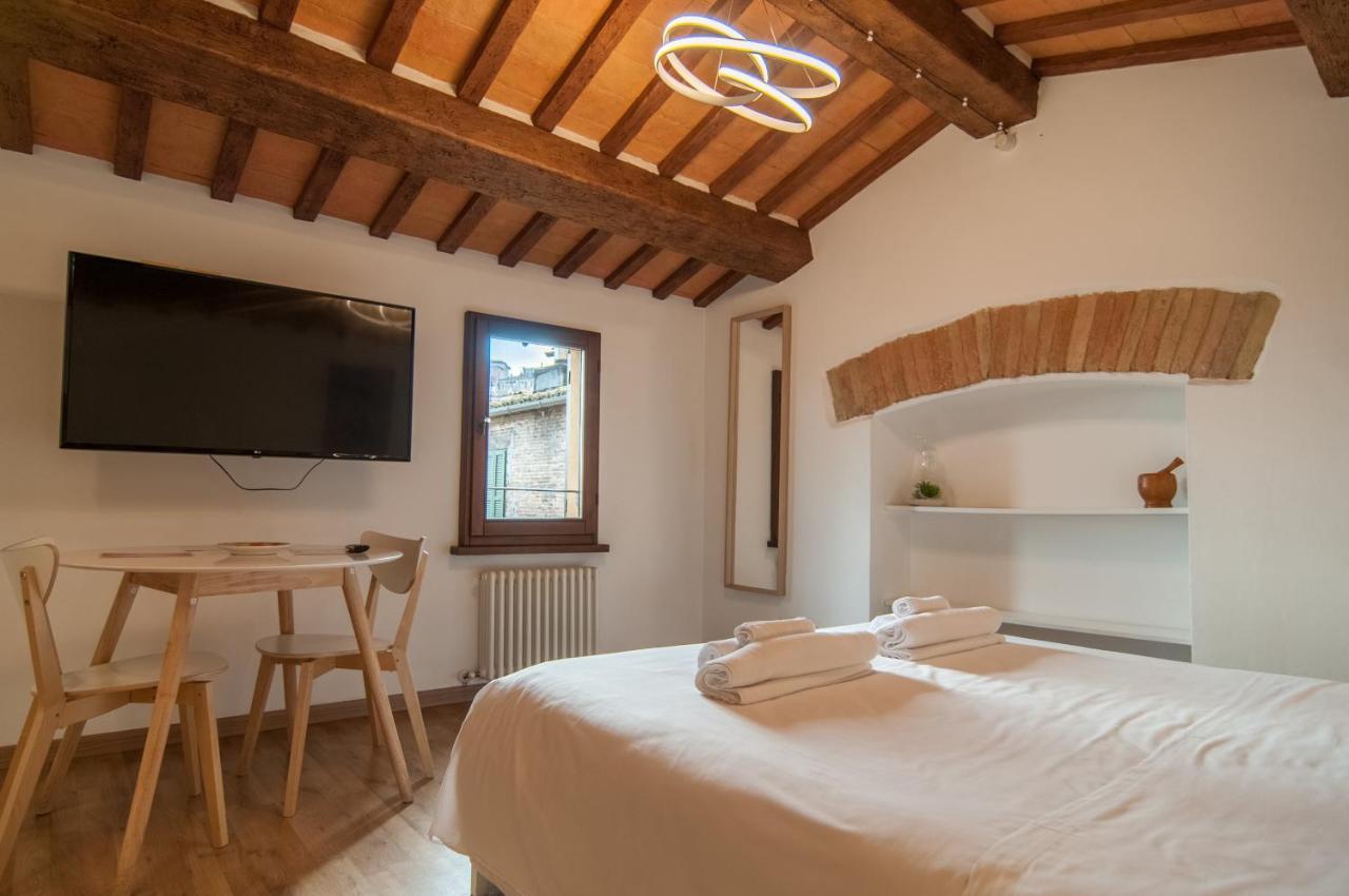 Umbrian Concierge - La Casa Dei Pellari Hotel เปรูจา ภายนอก รูปภาพ