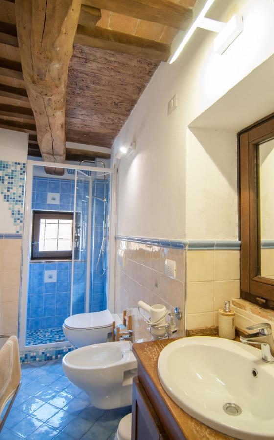 Umbrian Concierge - La Casa Dei Pellari Hotel เปรูจา ภายนอก รูปภาพ