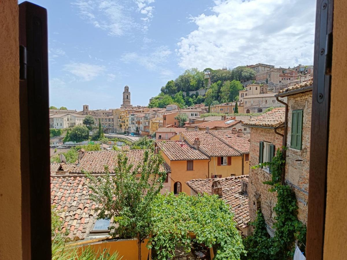 Umbrian Concierge - La Casa Dei Pellari Hotel เปรูจา ภายนอก รูปภาพ