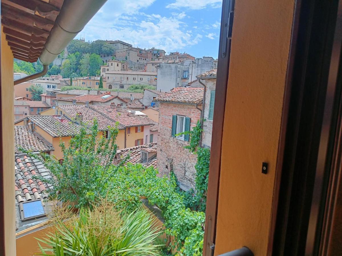 Umbrian Concierge - La Casa Dei Pellari Hotel เปรูจา ภายนอก รูปภาพ